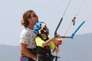 Clases kitesurf para niños y adultos